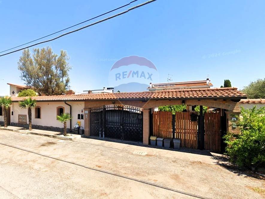 appartamento in vendita a Roma in zona EUR