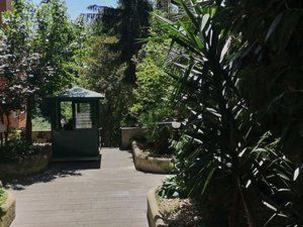 appartamento in vendita a Roma in zona Tomba di Nerone