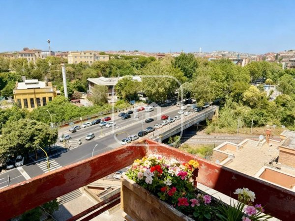 appartamento in vendita a Roma in zona Gianicolense
