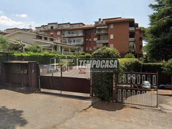 casa indipendente in vendita a Roma in zona Casal Morena