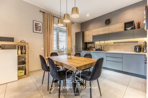 appartamento in vendita a Roma in zona Acilia