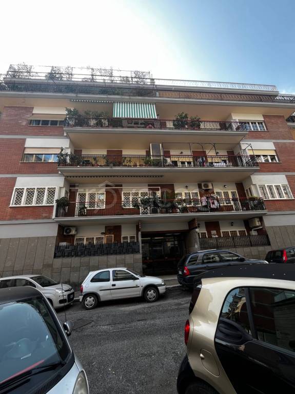 appartamento in vendita a Roma in zona Gianicolense