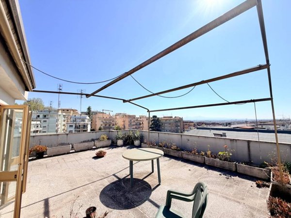 appartamento in vendita a Roma in zona Gianicolense