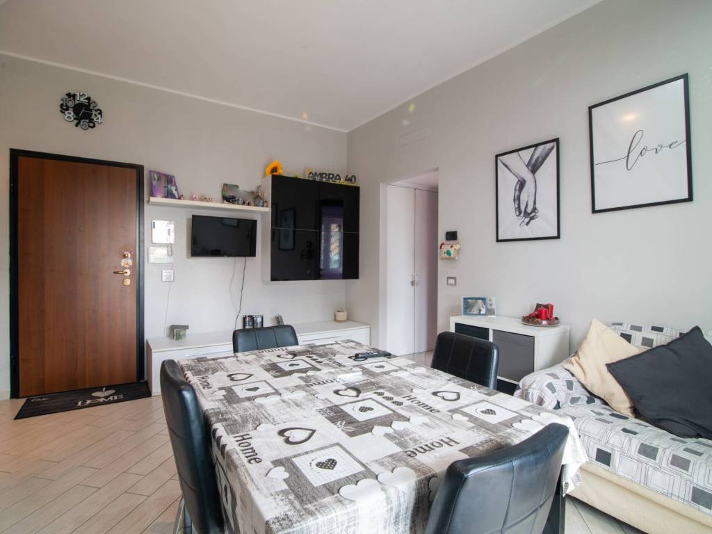 appartamento in vendita a Roma in zona Acilia