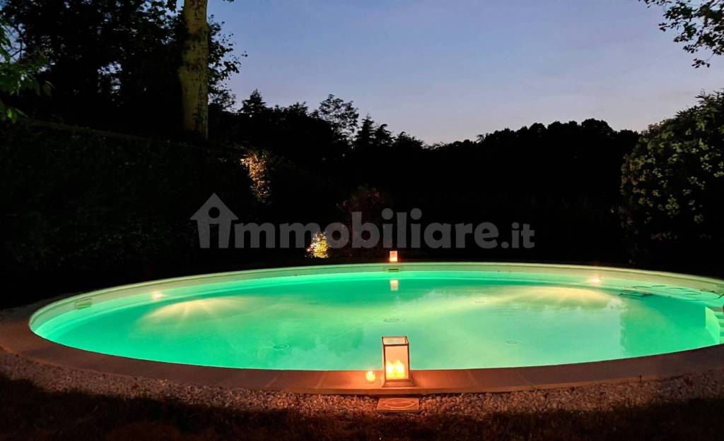 casa indipendente in vendita a Roma