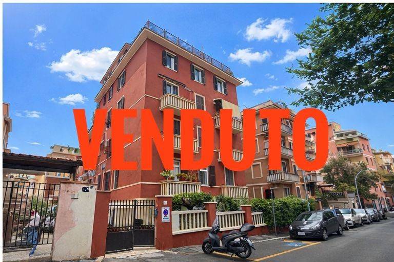 appartamento in vendita a Roma in zona Gianicolense