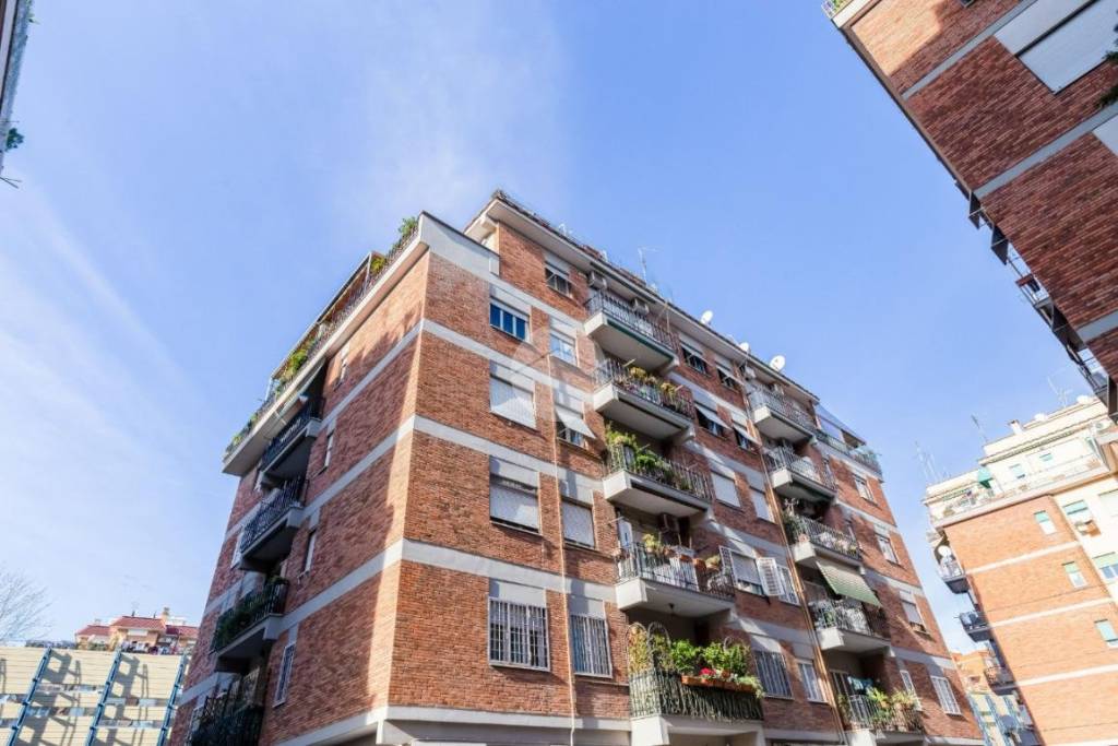 appartamento in vendita a Roma in zona Portuense