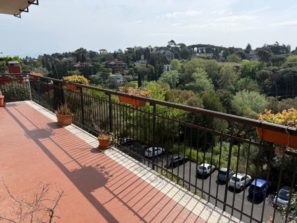 appartamento in vendita a Roma