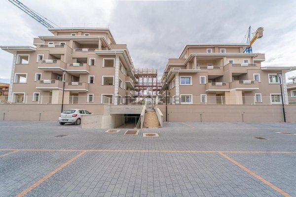 casa indipendente in vendita a Roma in zona Torre Gaia