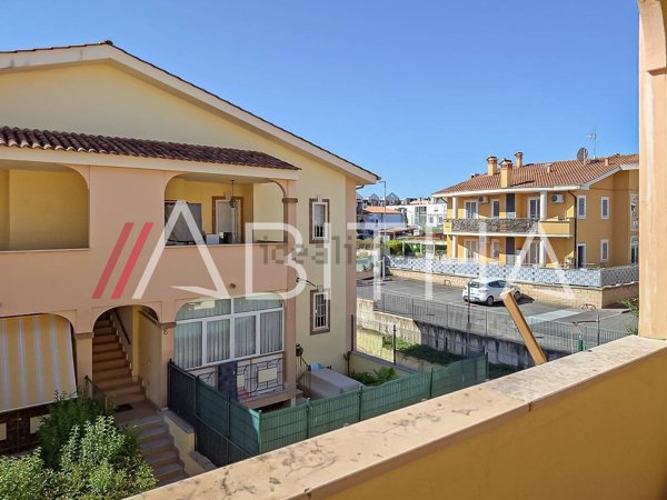 appartamento in vendita a Roma in zona Lunghezza