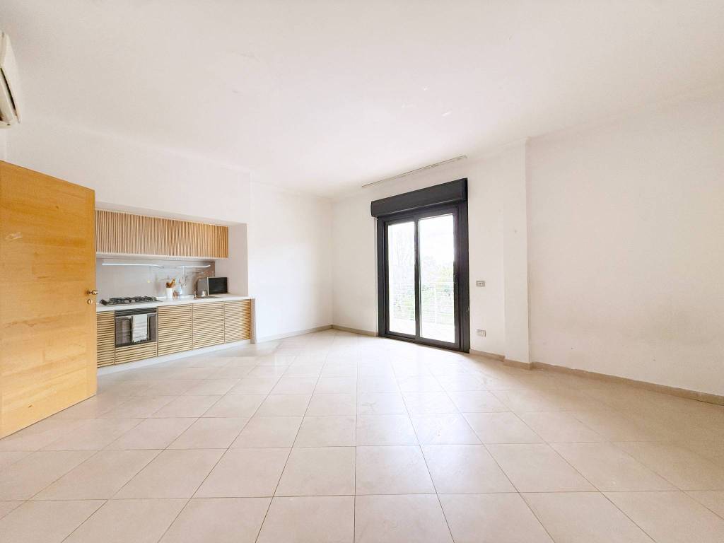 appartamento in vendita a Roma in zona Massimina/Casal Lumbroso