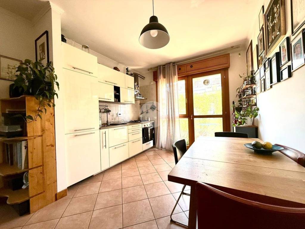 appartamento in vendita a Roma in zona Ponte di Nona