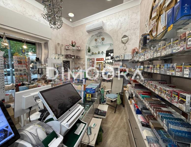 negozio in vendita a Roma in zona Trionfale