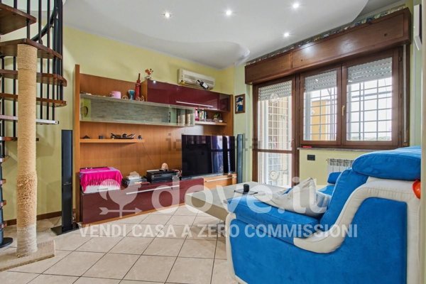 appartamento in vendita a Roma in zona Settecamini