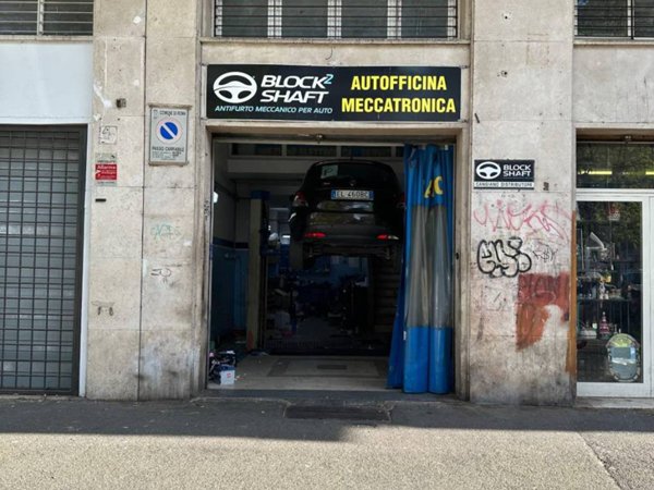 negozio in vendita a Roma in zona Portuense