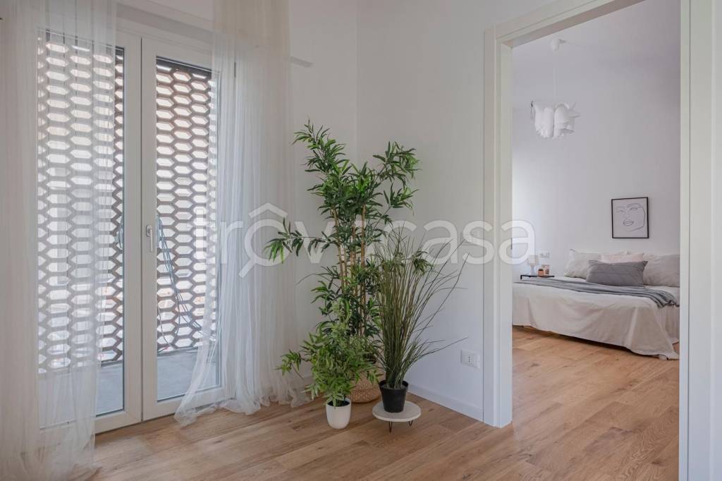 appartamento in vendita a Roma in zona Ostiense