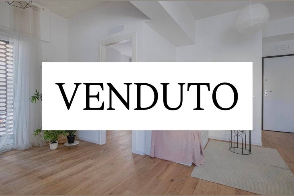 appartamento in vendita a Roma in zona Ostiense