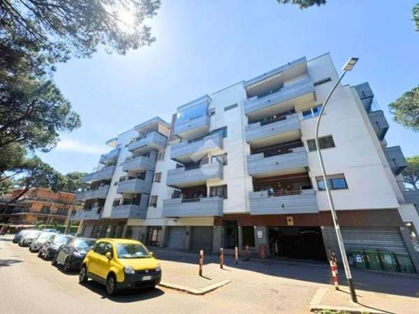 appartamento in vendita a Roma in zona Torrino