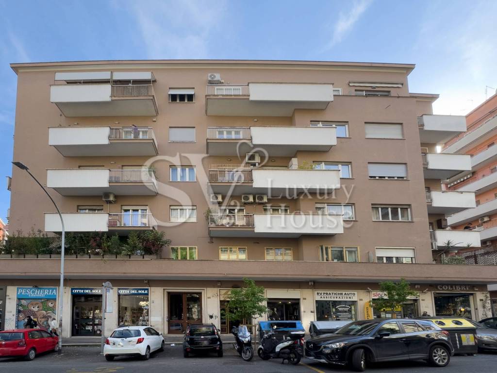 appartamento in vendita a Roma in zona Trieste