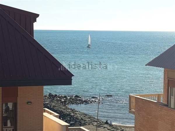 appartamento in vendita a Roma in zona Ostia