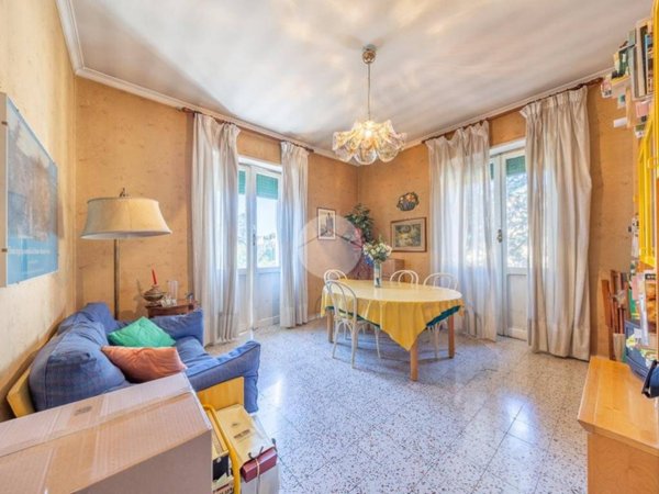 appartamento in vendita a Roma in zona Appio Pignatelli