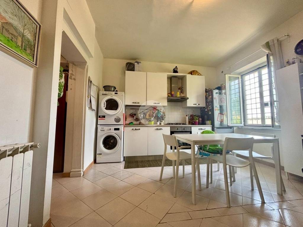 appartamento in vendita a Roma in zona Portuense