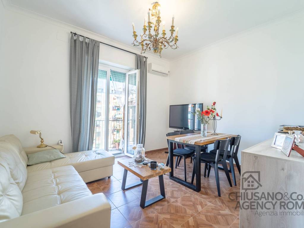 appartamento in vendita a Roma in zona Cinecittà