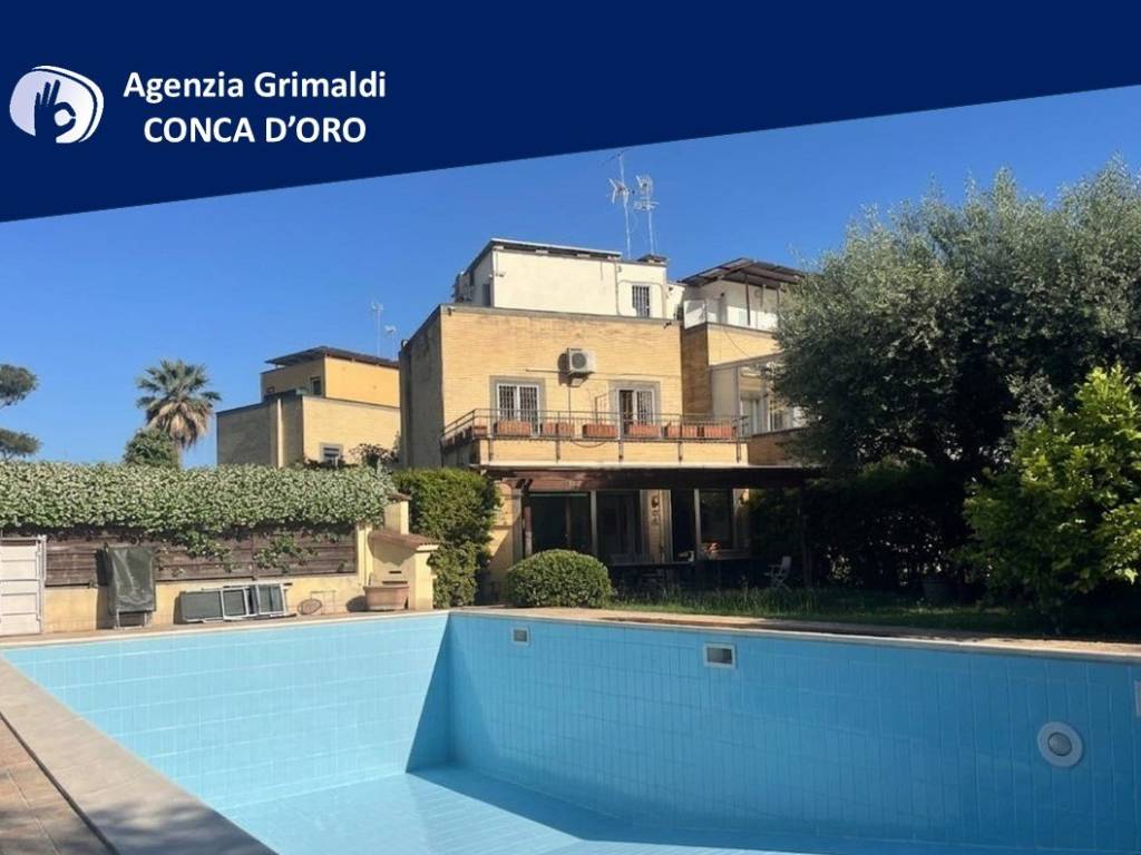 casa indipendente in vendita a Roma in zona Mostacciano