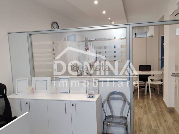 ufficio in vendita a Roma in zona Ponte di Nona