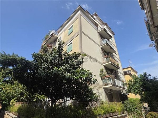 appartamento in vendita a Roma in zona Portuense
