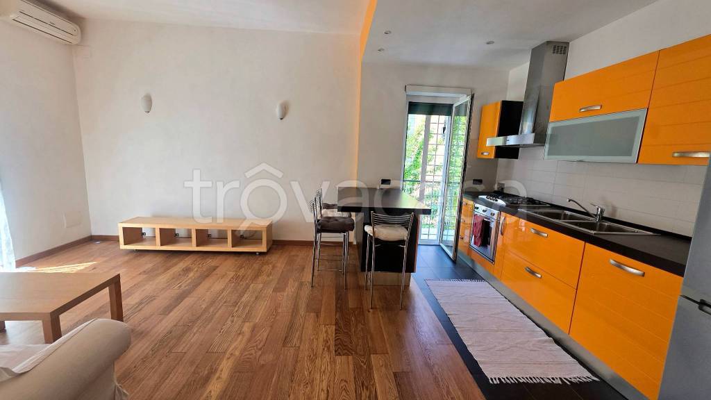 appartamento in vendita a Roma in zona Colle del Sole