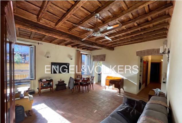 appartamento in vendita a Roma in zona Rione di Ponte