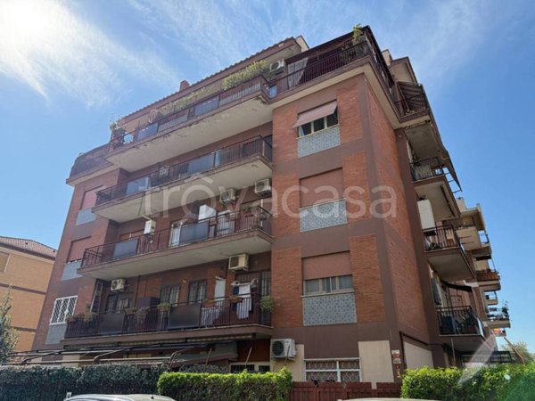 appartamento in vendita a Roma in zona Alessandrino