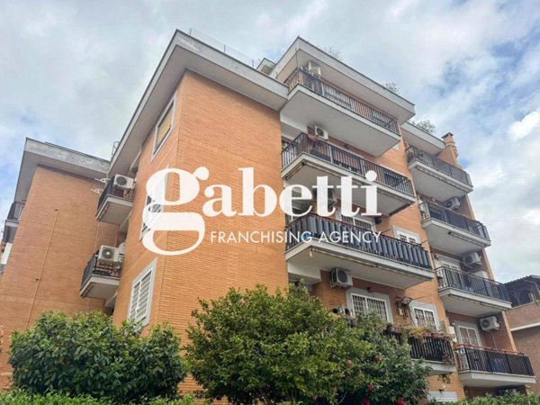 appartamento in vendita a Roma