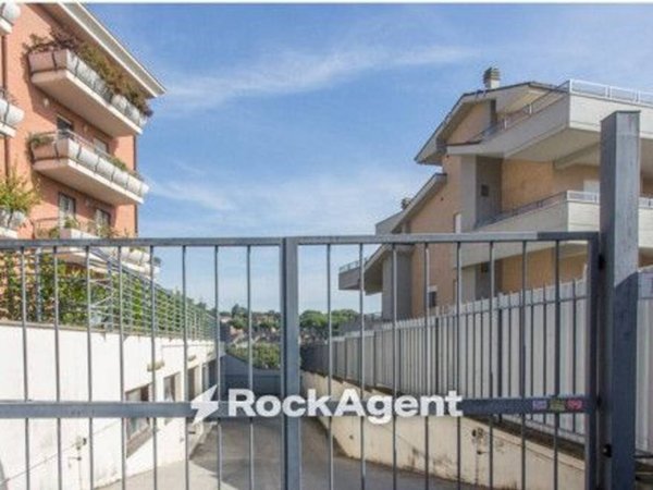 negozio in vendita a Roma in zona Trionfale