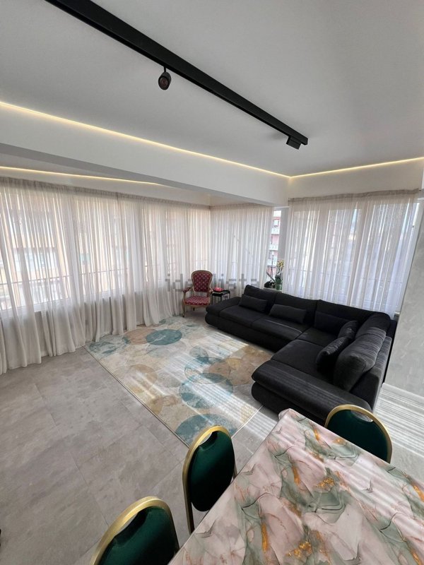 appartamento in vendita a Roma in zona Celio