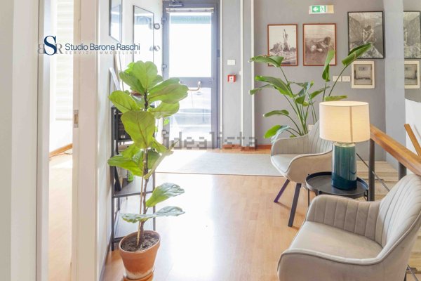 locale commerciale in vendita a Roma