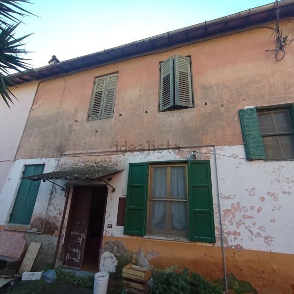 casa indipendente in vendita a Roma in zona Pantan Monastero