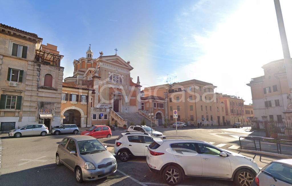 negozio in vendita a Roma in zona Monte Sacro/Talenti