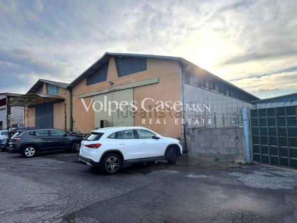 ufficio in vendita a Roma in zona Tor Cervara