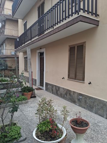 appartamento in vendita a Roma in zona Torre Angela
