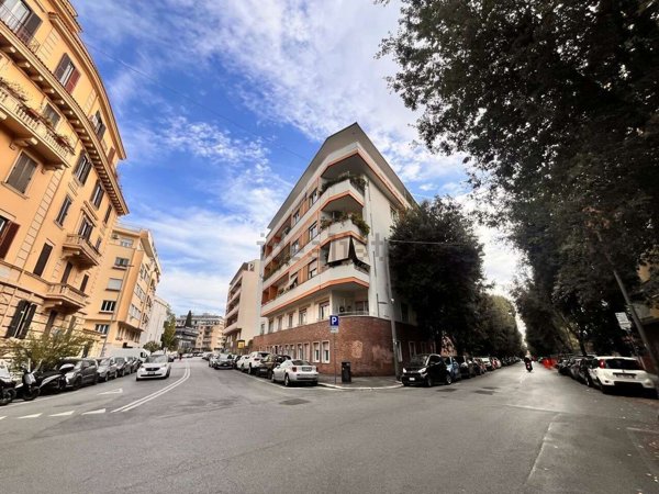 appartamento in vendita a Roma in zona Nomentano