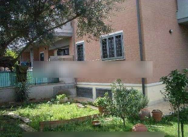 appartamento in vendita a Roma in zona Finocchio