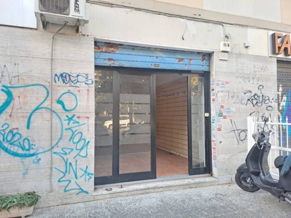 negozio in vendita a Roma in zona Gianicolense