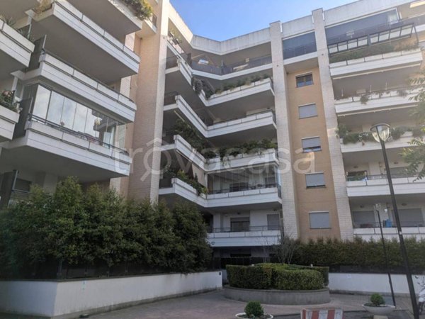 appartamento in vendita a Roma in zona Giuliano Dalmata