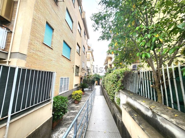 appartamento in vendita a Roma in zona Torrevecchia