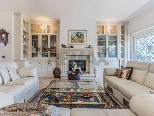 appartamento in vendita a Roma in zona Castel di Leva