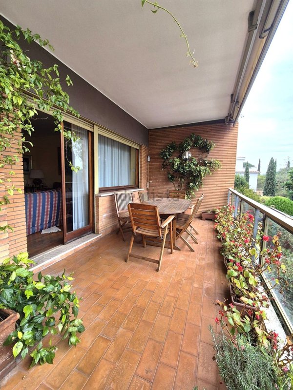 appartamento in vendita a Roma in zona Gianicolense