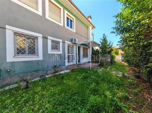 appartamento in vendita a Roma in zona Casal Palocco