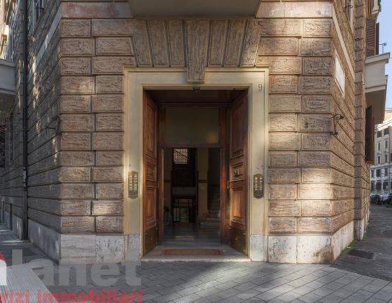 appartamento in vendita a Roma in zona Della Vittoria